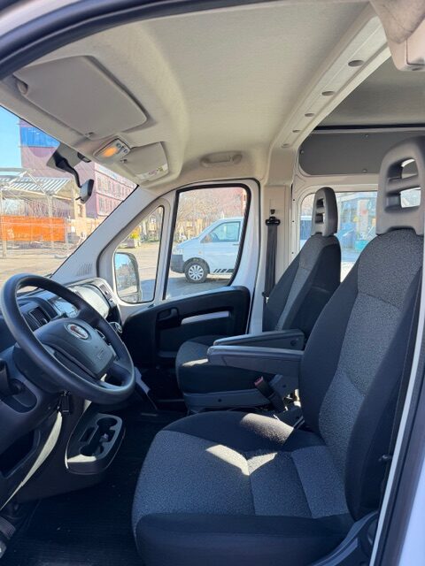 Fiat Ducato 140 CV 6 posti
