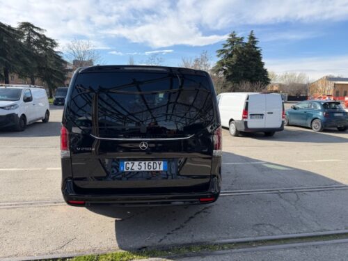 V 250 extralong avantgarde 8 posti