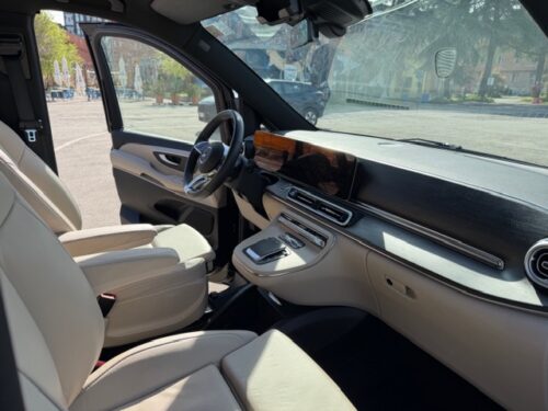 V 250 extralong avantgarde 8 posti