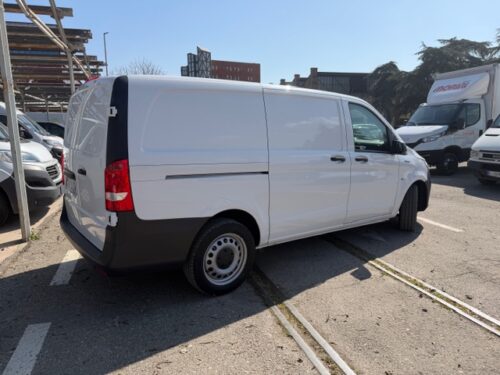 E Vito 112 Long (elettrico autonomia 300 km)