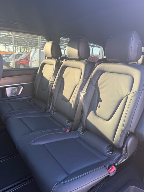 IMG_2557 V 300 extralong ibrida 8 posti