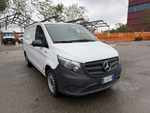E-Vito 112 (100% elettrico) autonomia 300 km