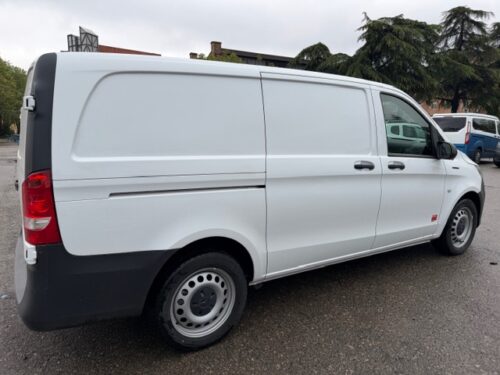 E-Vito 112 (100% elettrico) autonomia 300 km