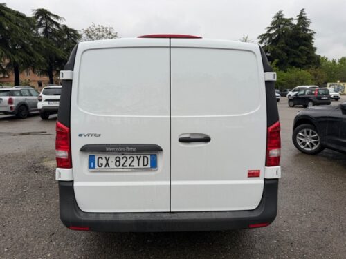 E-Vito 112 (100% elettrico) autonomia 300 km