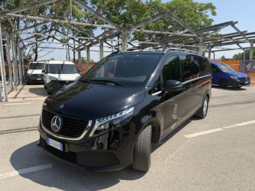 IMG_3474 EQV 300 extralong avantgarde 8 posti