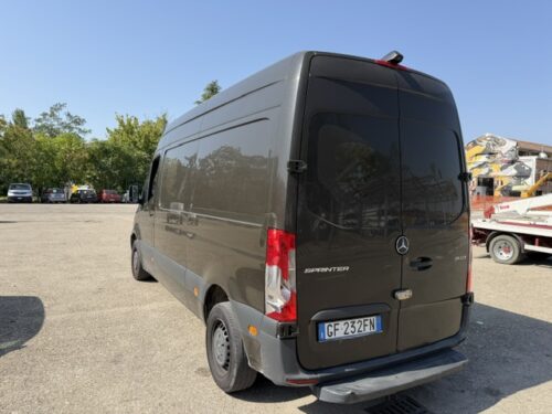 Sprinter 311 39/33 (ex UPS) Cod 232
