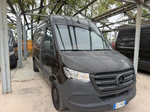 Sprinter 311 39/33 ex Ups  Cod 194