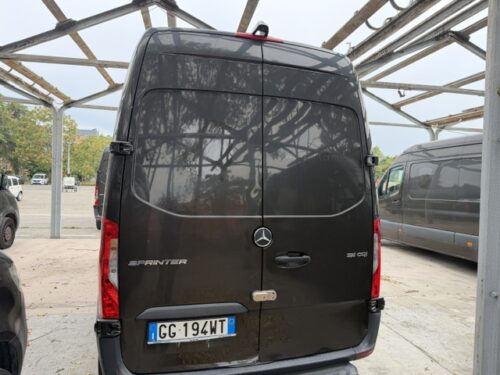 Sprinter 311 39/33 ex Ups  Cod 194