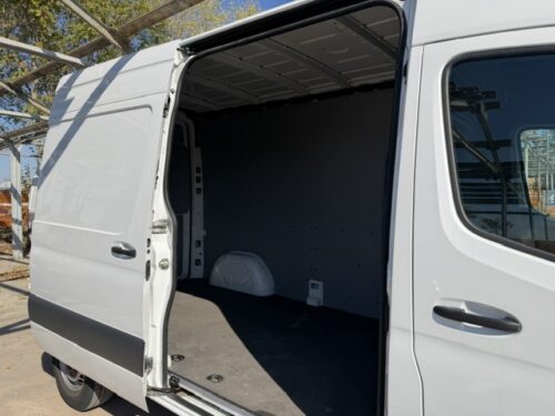 E sprinter 100% elettrico GL495MR